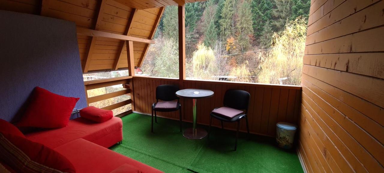 Pensiunea Aurora - Great Hostel Войняса Экстерьер фото